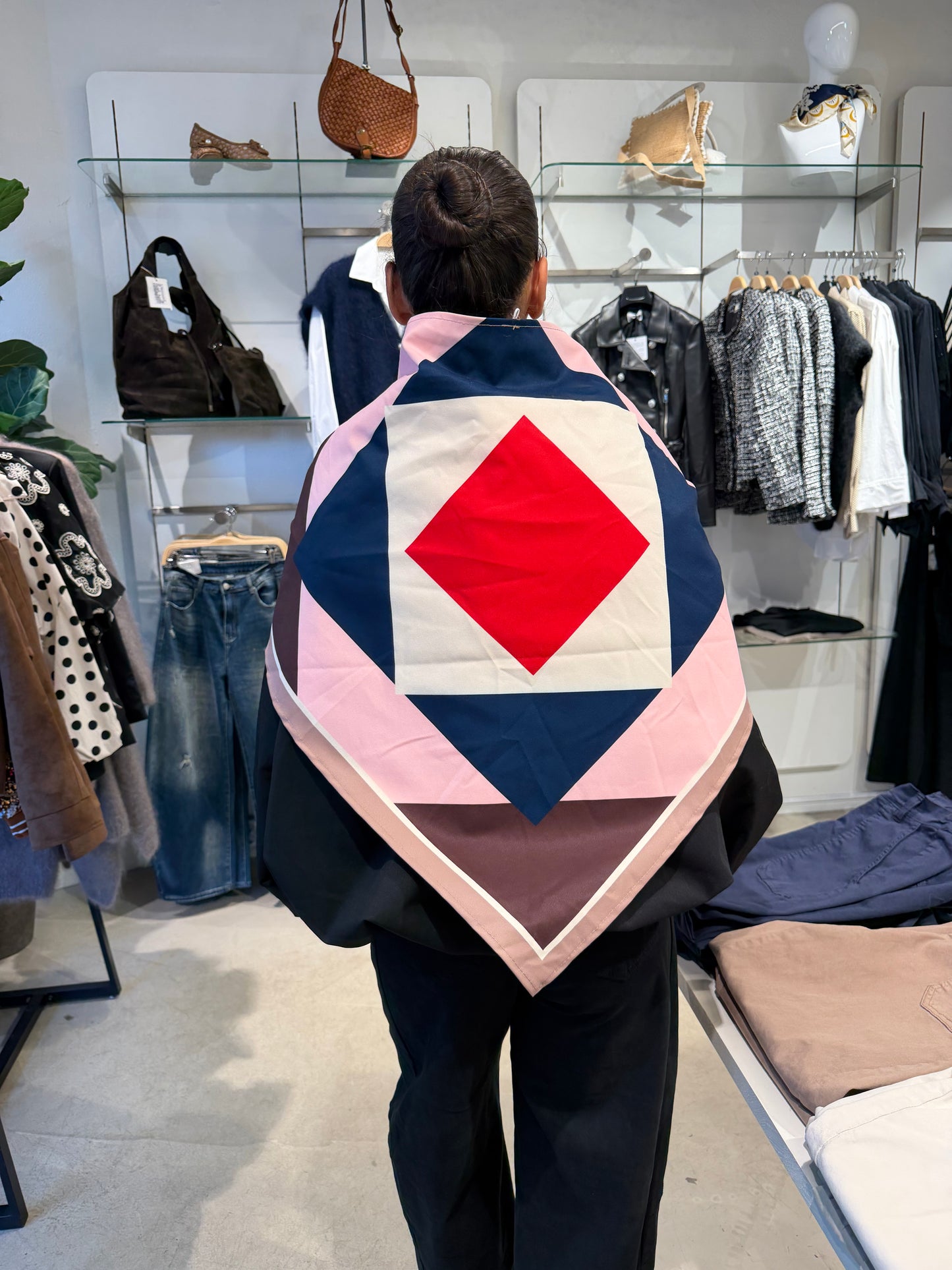 L’écolière bomber