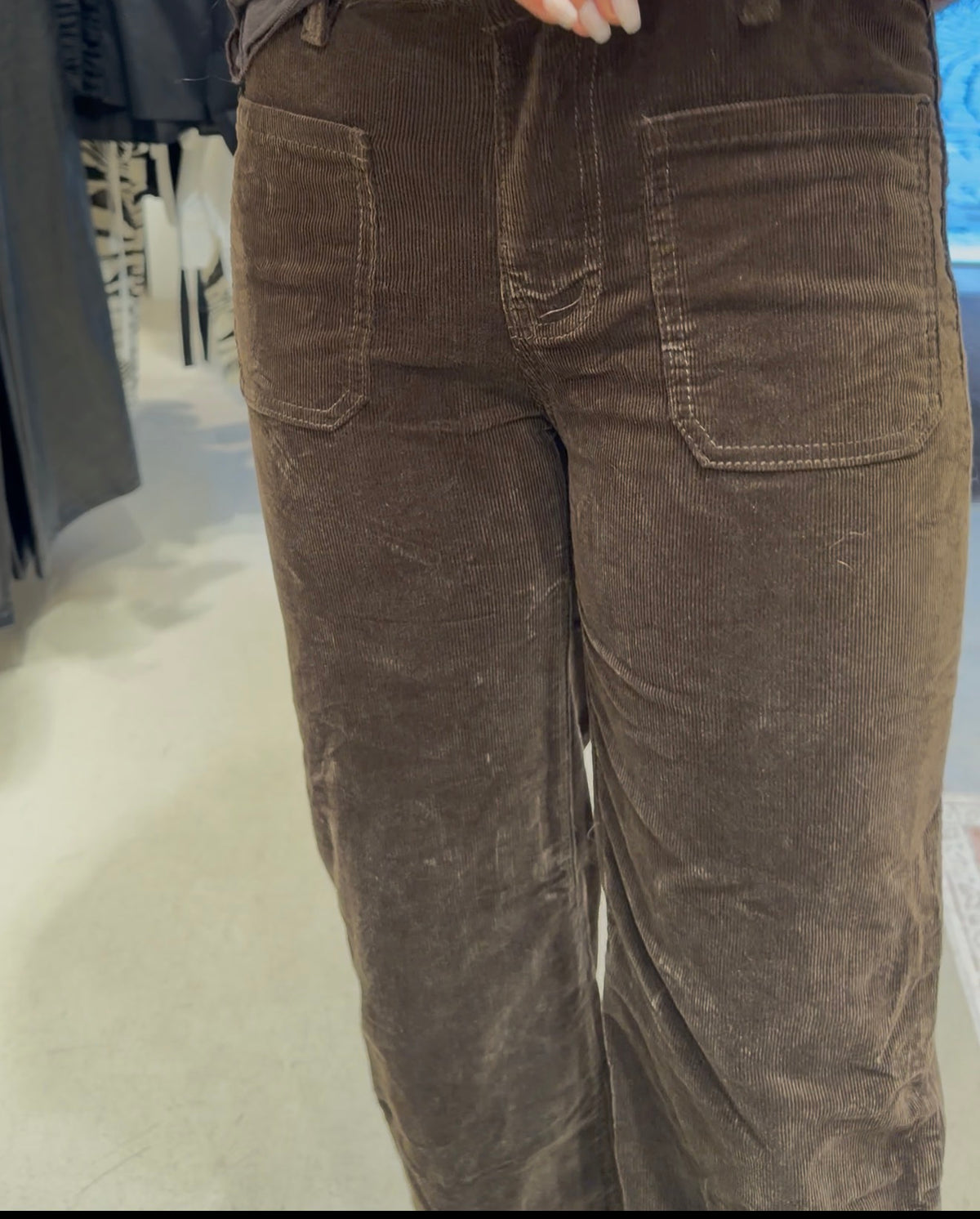 Manchester jeans
