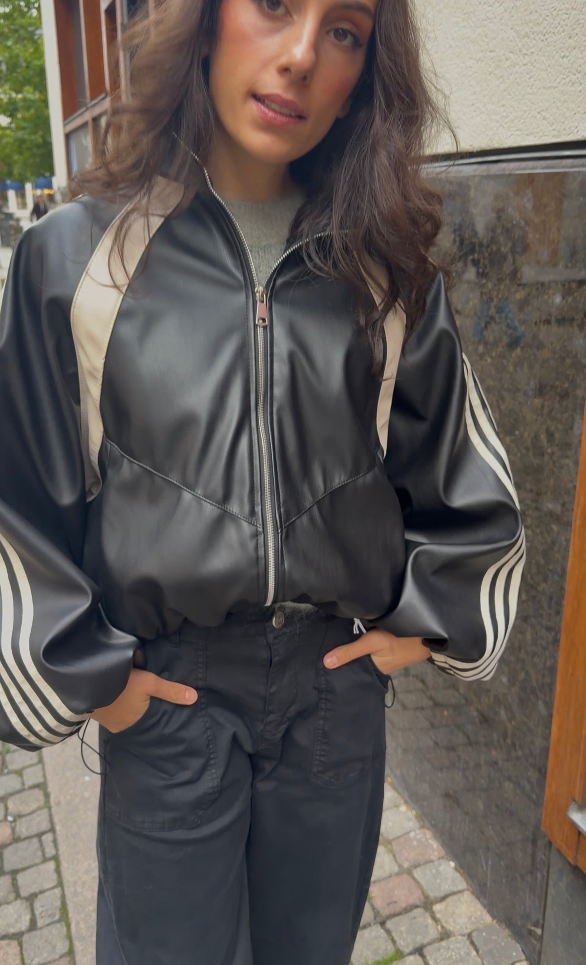Bomber jacka svart