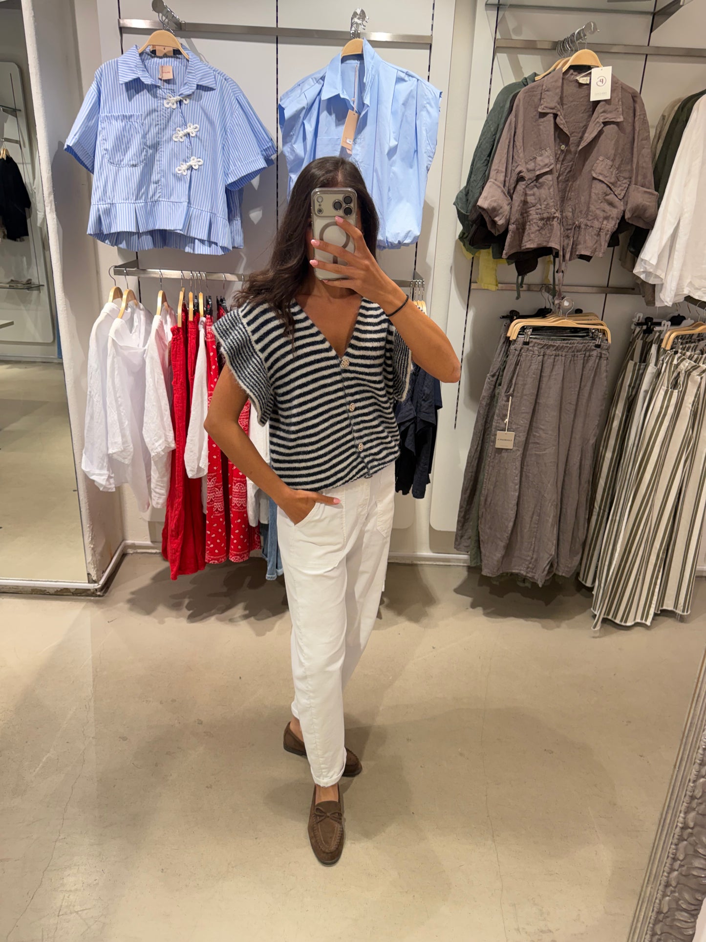 Mani vest