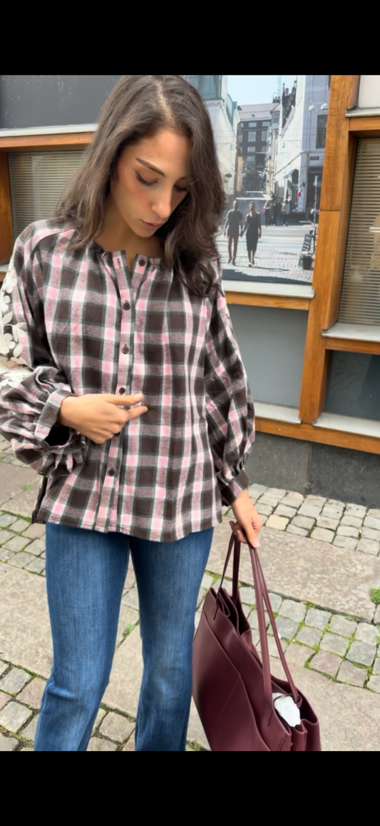 Rutig blus