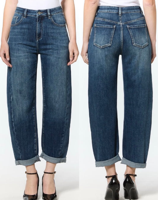 Barrel jeans