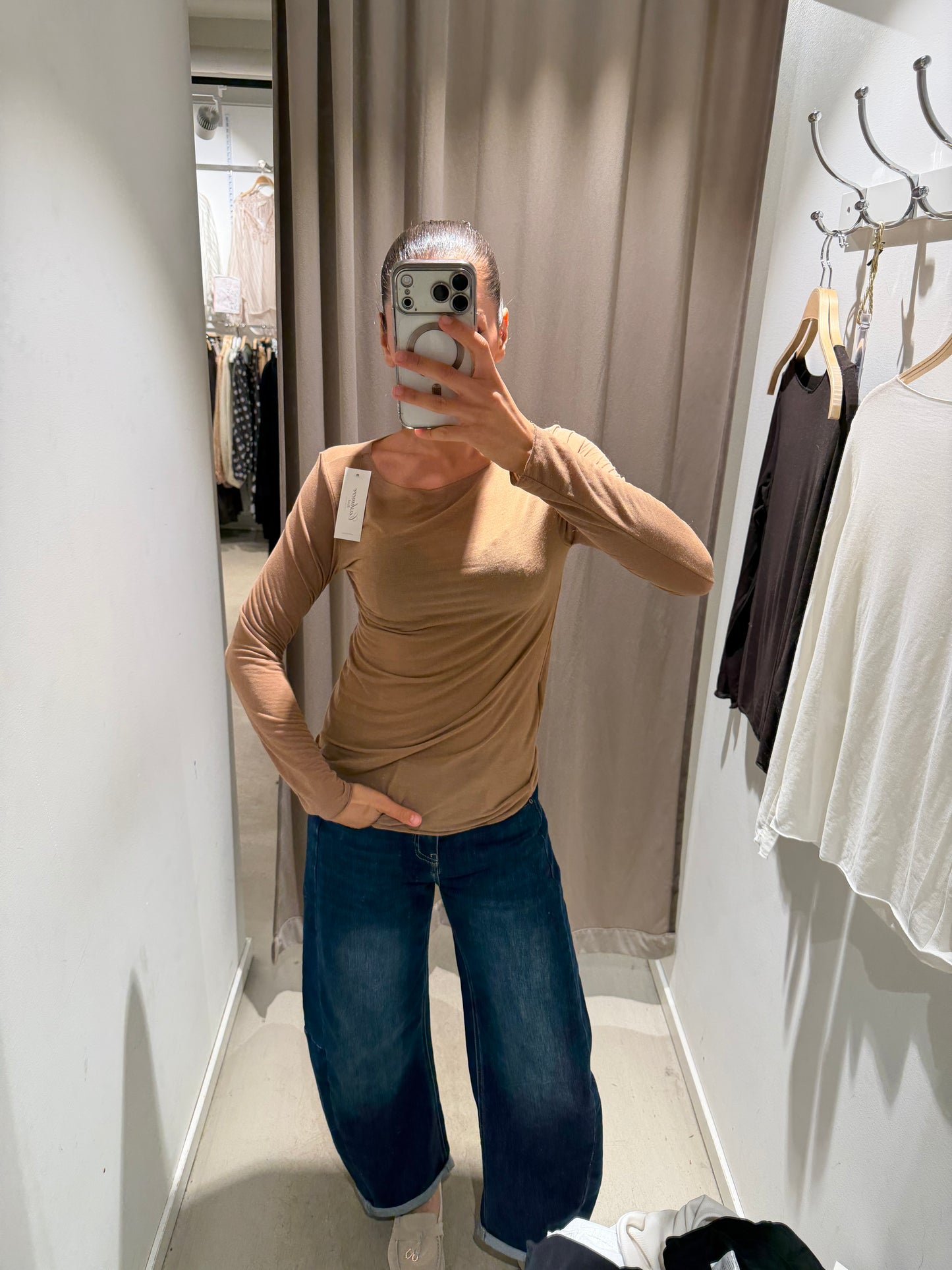 Misto Cashemir topp