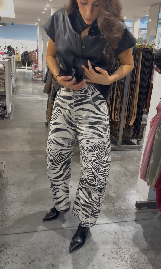 Zebra jeans